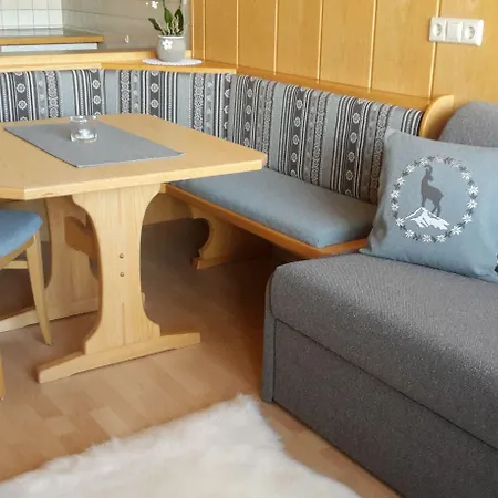 בית הארחה Gaestehaus Zedlacherhof 3*