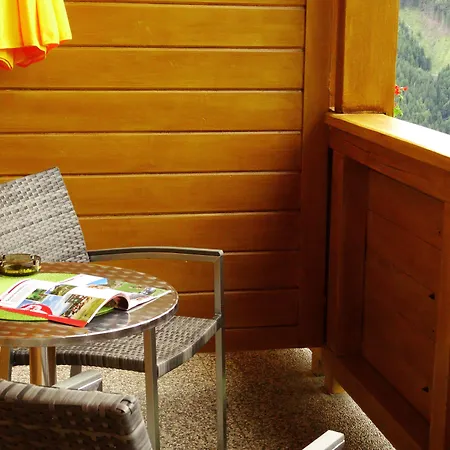 בית הארחה Gaestehaus Zedlacherhof 3*