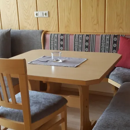 Gaestehaus Zedlacherhof בית הארחה 3*