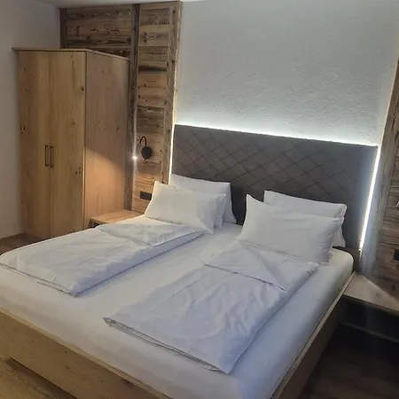 Pensionat Gaestehaus Zedlacherhof Matrei in Osttirol