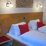 招待所 Gaestehaus Zedlacherhof 东蒂罗尔地区马特赖