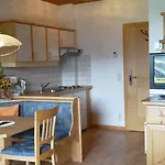 Gaestehaus Zedlacherhof 招待所 东蒂罗尔地区马特赖