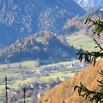 Gaestehaus Zedlacherhof 东蒂罗尔地区马特赖