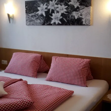 Pensjonat Gaestehaus Zedlacherhof
