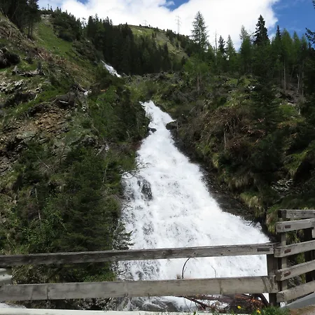Gaestehaus Zedlacherhof Gæstehus Matrei in Osttirol