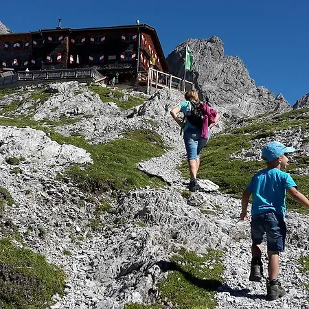 Pensjonat Gaestehaus Zedlacherhof